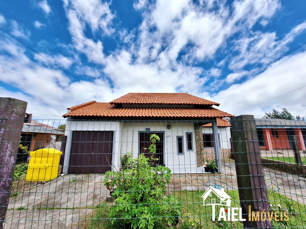 Casa Maravilhosa com 3 Dormitórios e Suíte na Praia de Cidreira/RS