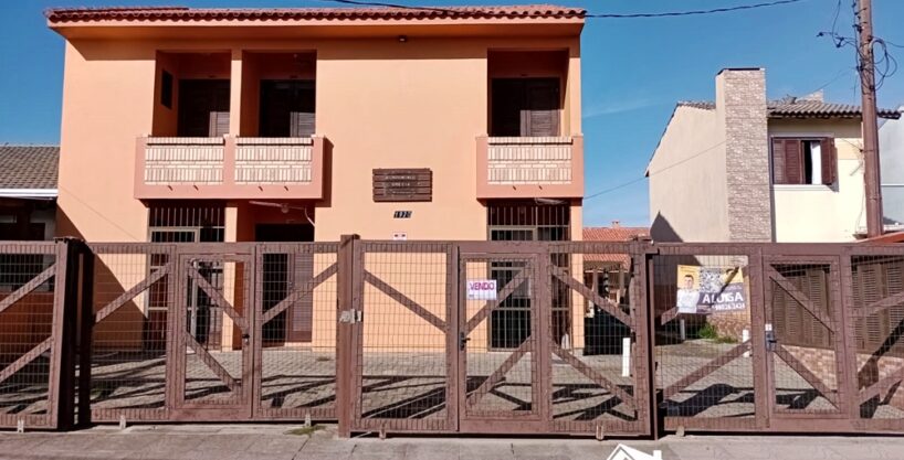 Apartamento com acesso Pé na Areia para a Praia de Cidreira/RS