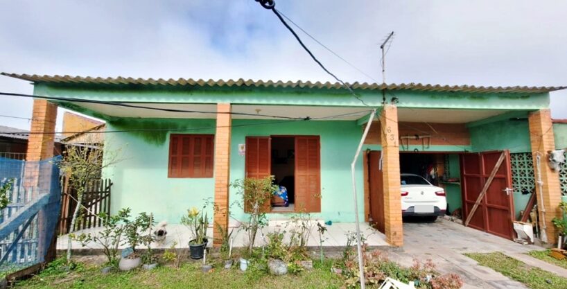 Maravilhosa Residência com 3 Dormitórios na Praia de Quintão/RS
