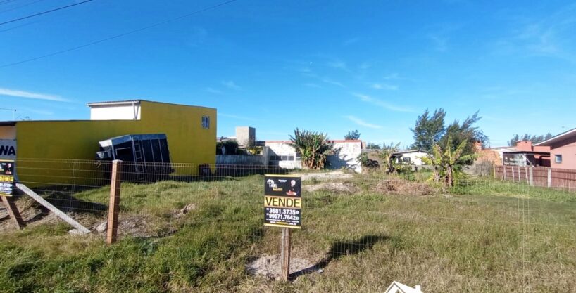 Terreno na Avenida Central em Cidreira/RS