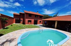 Espetacular Residência com Piscina no Centro da Praia de Cidreira/RS