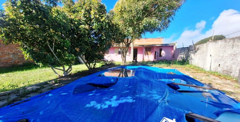 Casa com Pátio Amplo e Piscina na Praia de Cidreira/RS