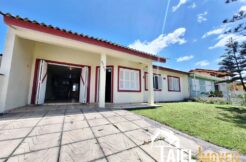 Belíssima Residência com 3 Dormitórios e Suíte na Praia de Cidreira/RS