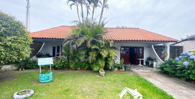 Encantadora Residência no Bairro Nazaré em Cidreira/RS