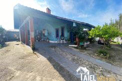 Casa com Anexo no Bairro Nazaré em Cidreira/RS