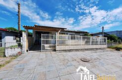 Incrível Residência com 5 Dormitórios na Avenida Central em Cidreira/RS