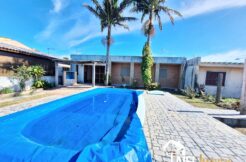 Casa com 4 Dormitórios, Suíte, Espaço Gourmet com Churrasqueira e Piscina na Praia de Cidreira/RS