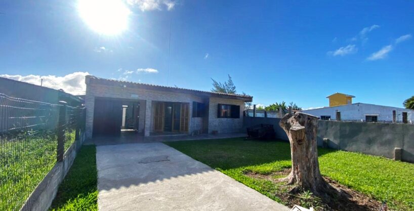 Encantadora Residência Semimobiliada na Costa do Sol em Cidreira/RS