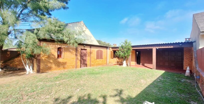 Incrível Residência com 3 Dormitórios no Bairro Nazaré – Praia de Cidreira/RS