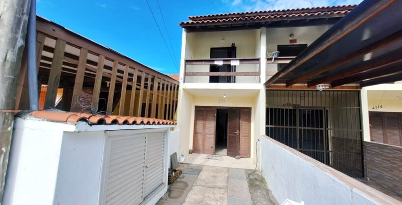 Excelente Sobrado com Vista Para o Mar na Praia de Cidreira/RS