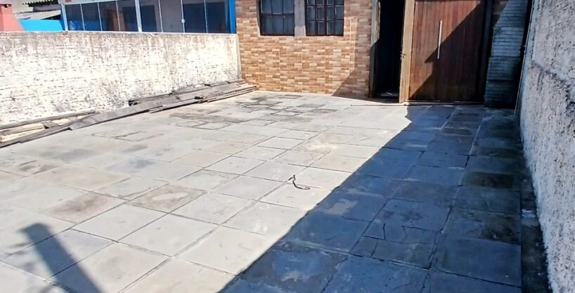 Casa na Beira Mar do Bairro Nazaré na Praia de Cidreira/RS