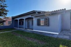 Espetacular Residência com 6 Dormitórios no Coração da Praia de Cidreira/RS