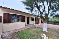 Encantadora Residência com 3 Dormitórios na Melhor Localização da Praia de Cidreira/RS