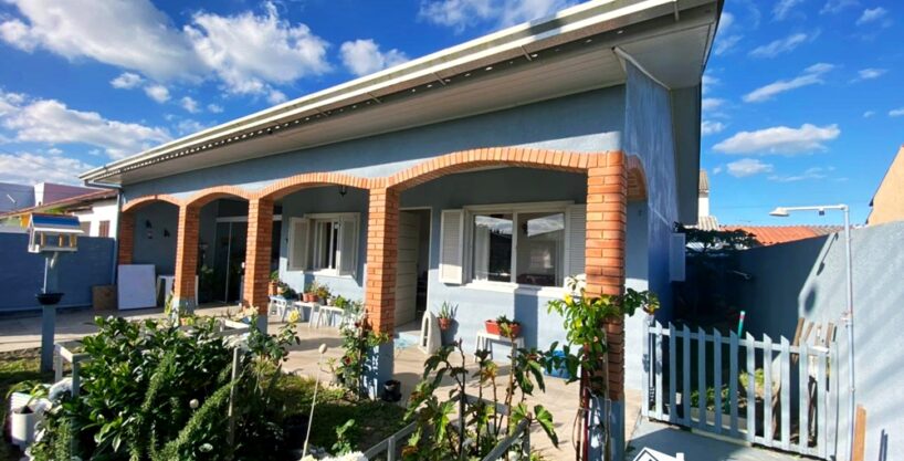Maravilhosa Residência com Anexo a menos de 200m da Praia de Cidreira/RS