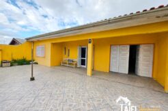 Casa na Beira Mar do Bairro Centro TOTALMENTE de Laje na Praia de Cidreira/RS