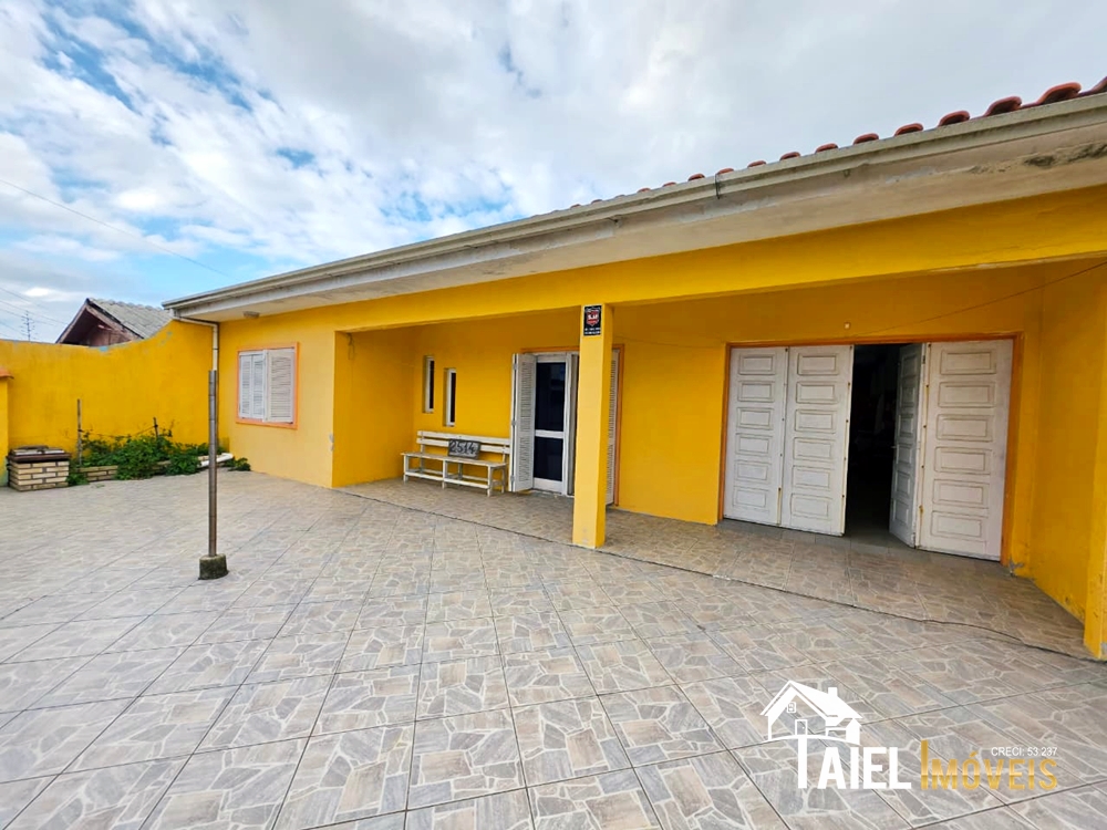 Casa na Beira Mar do Bairro Centro TOTALMENTE de Laje na Praia de Cidreira/RS