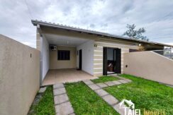 Casa com Suíte a menos de 100m da Praia em Cidreira/RS