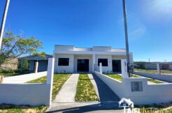 Excelente Casa Geminada de Laje com Sistema Inteligente de Automação na Praia de Cidreira/RS