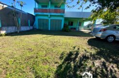 Casa de Esquina com 4 Dormitórios e 2 Suítes na Praia de Cidreira/RS