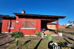 Casa Ampla com 3 Terrenos – Apta ao Financiamento Bancário – Bairro Salinas na Praia de Cidreira/RS