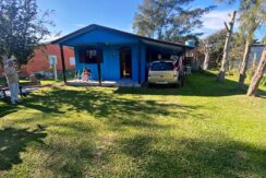 Casa Mista com Pátio Amplo em Pinhal Sul, Balneário Pinhal/RS