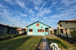 Excelente Residência no Bairro Nazaré a Aproximadamente 100m da Praia em Cidreira/RS