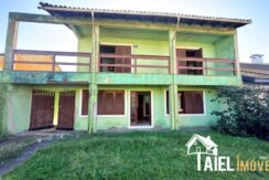 Casa Ampla com 4 Dormitórios no Bairro Salinas na Praia de Cidreira/RS
