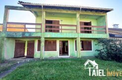 Casa Ampla com 4 Dormitórios no Bairro Salinas na Praia de Cidreira/RS