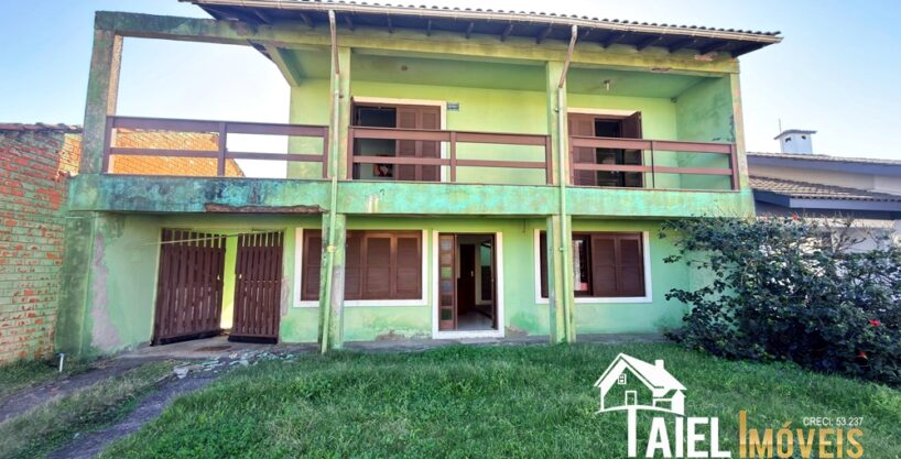 Casa Ampla com 4 Dormitórios no Bairro Salinas na Praia de Cidreira/RS