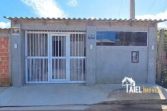 Encantadora Residência com 2 Dormitórios no Bairro Parque dos Pinus em Cidreira/RS