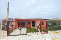 Incrível Residência com 3 Dormitórios e Anexo no Bairro Centro da Praia de Cidreira/RS